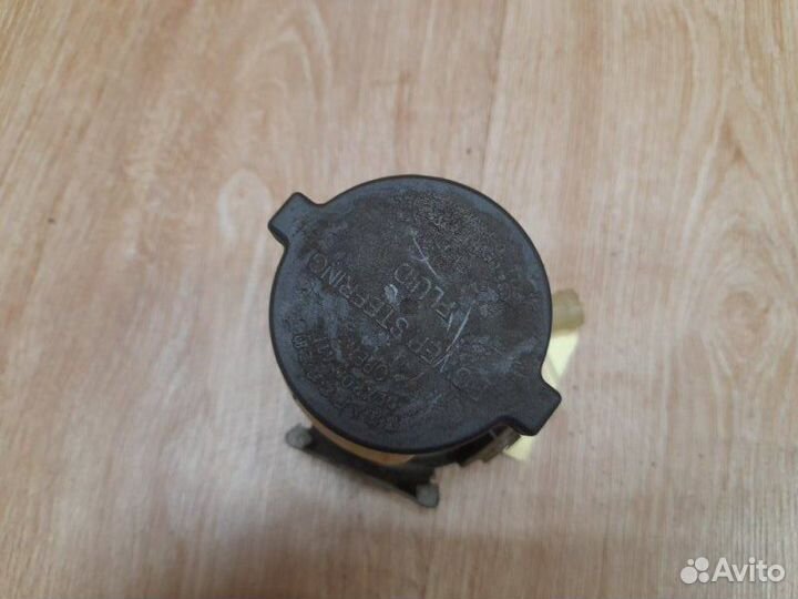 Бачок гур Geely Mk 2008-2015