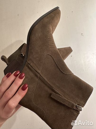 Казаки present&simple из натуральной замши