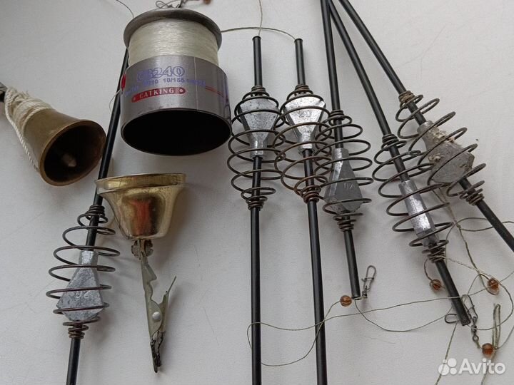 Кормушки и колокольчики