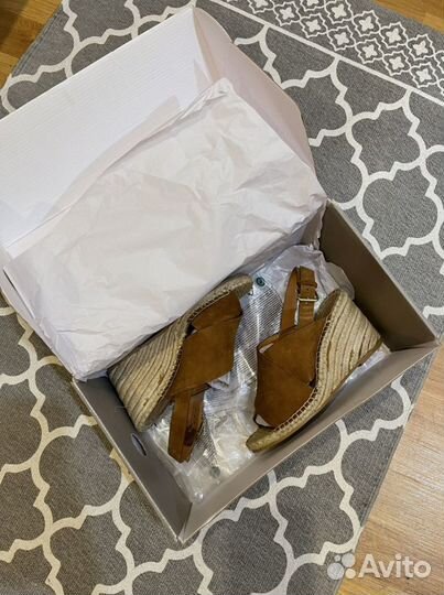 Босоножки натуральная замша H&M