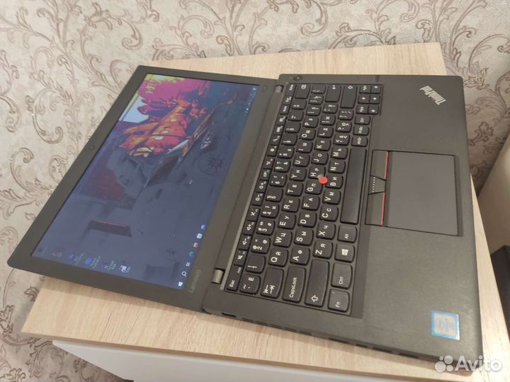 Компактный бизнес ноутбук Lenovo i5gen6/8 ddr4/ssd