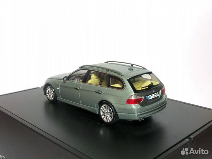 Модель Minichamps 1/43 BMW 3er Touring (E91)