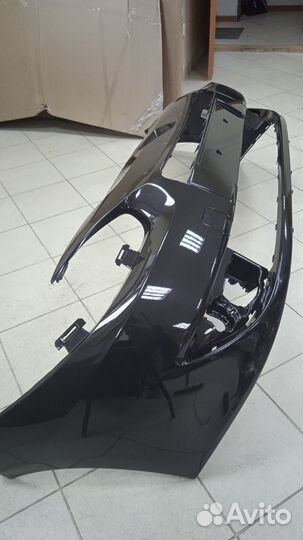 Бампер передний Renault Fluence 2009-13 в цвет