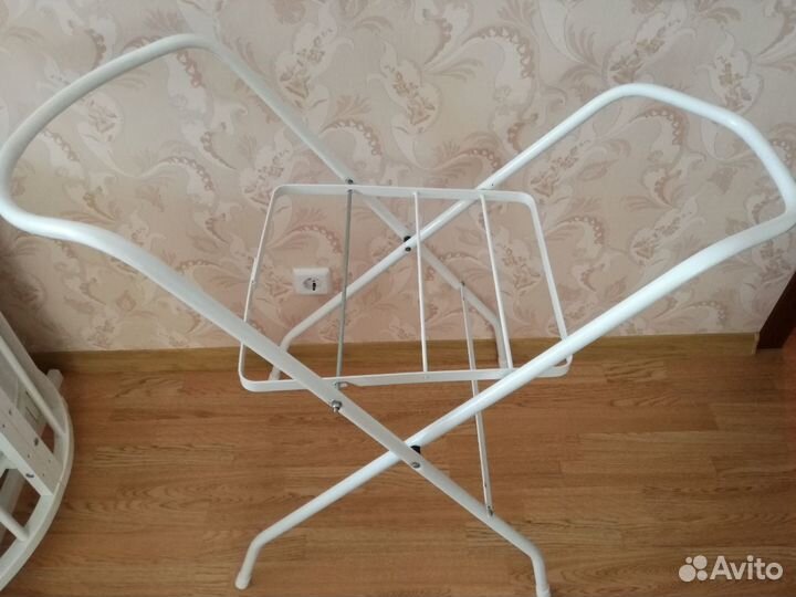 Ванна для купания с подставкой -сушилкой