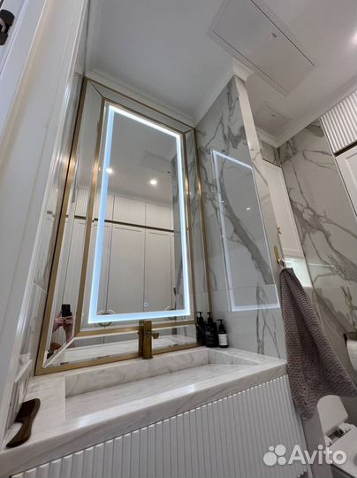 Зеркальное панно