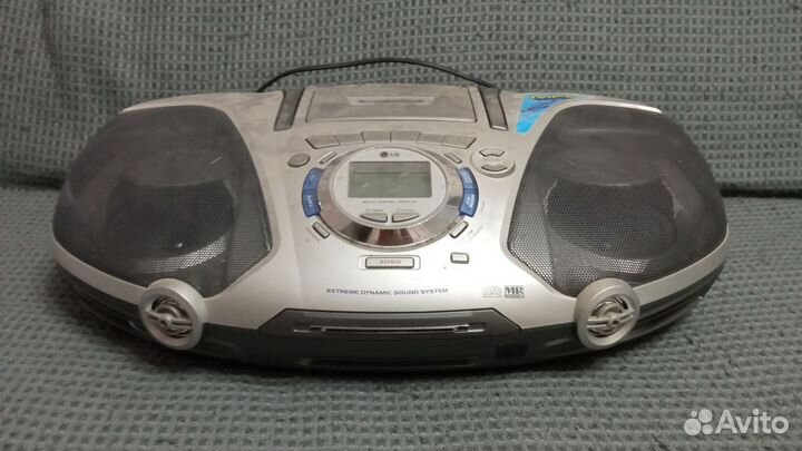 Магнитофон LG