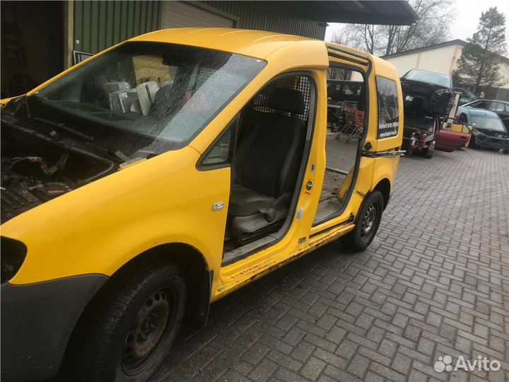 Разбор на запчасти Volkswagen Caddy