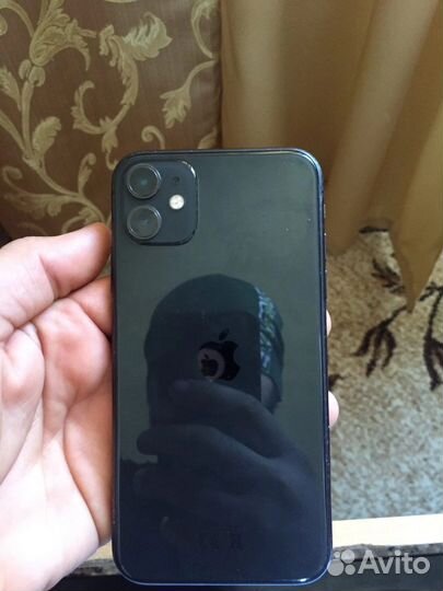 Мобильные телефоны бу iPhone 11