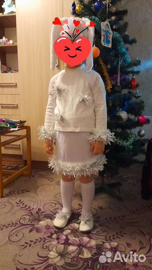 Новогодний костюм зайчика