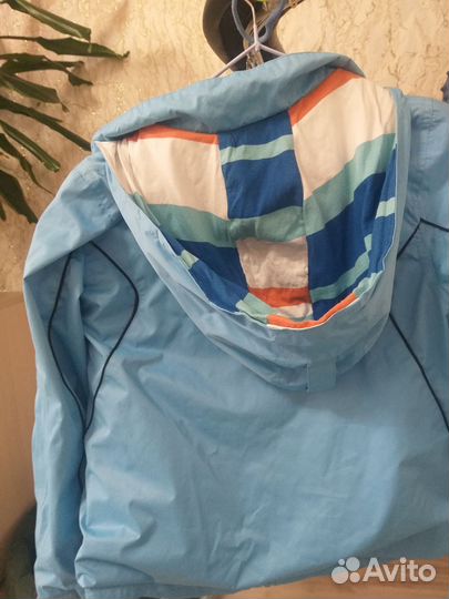 Ветровка для девочки