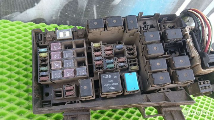 Блок предохранителей Mazda 6 (GG) 2002-2007