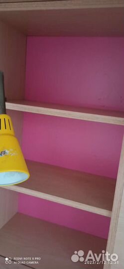 Уголок школьника с кроватью и шкафом для одежды