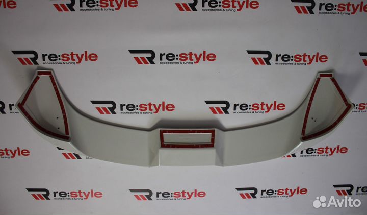 Накладка на спойлер Land Cruiser Prado 150 S1131