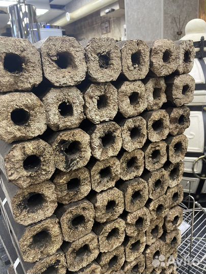 Топливные брикеты pini kay