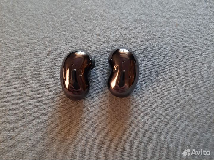 Беспроводные наушники samsung buds live