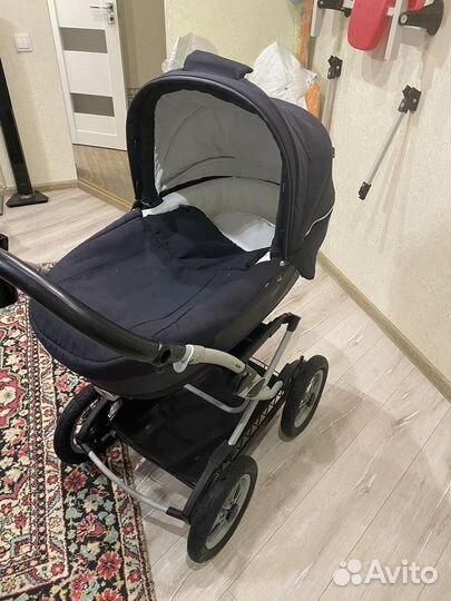 Коляска peg perego 3 в 1 + шасси для люльке