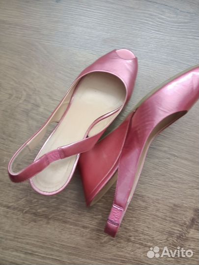 Босоножки Alberto Gozzi