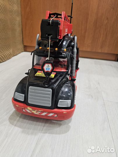 Автомобиль-кран Полесье