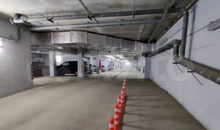 Машиноместо, 15 м²