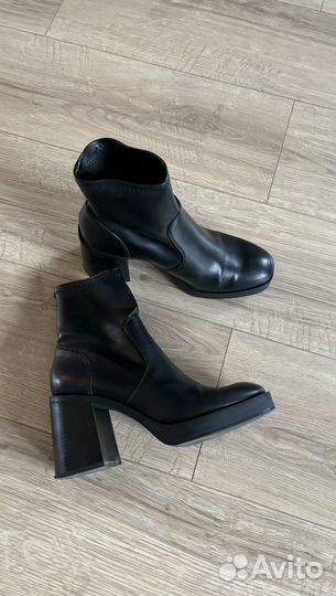 Ботильоны stradivarius 38