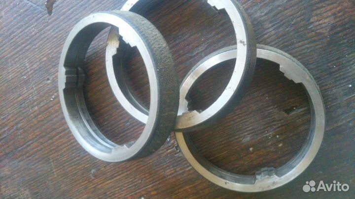 Запчасть на коробку eaton