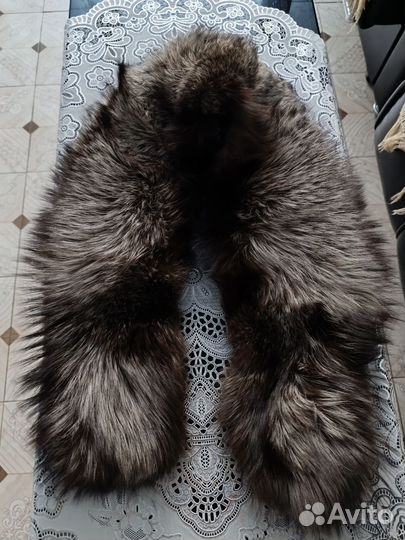 Меховой воротник чернобурка