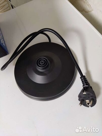 Чайник электрический новый