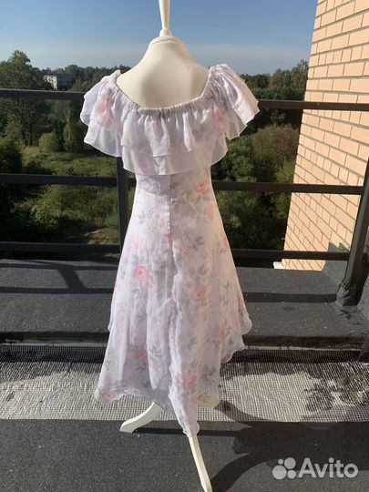 Платья женские