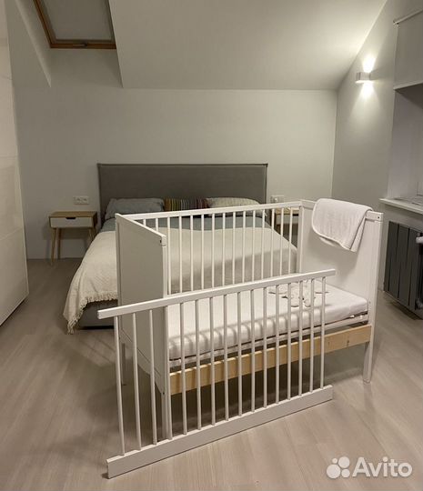 IKEA детская кровать, 3 уровня, съемная стенка