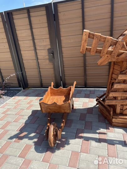 Колодец декоративный