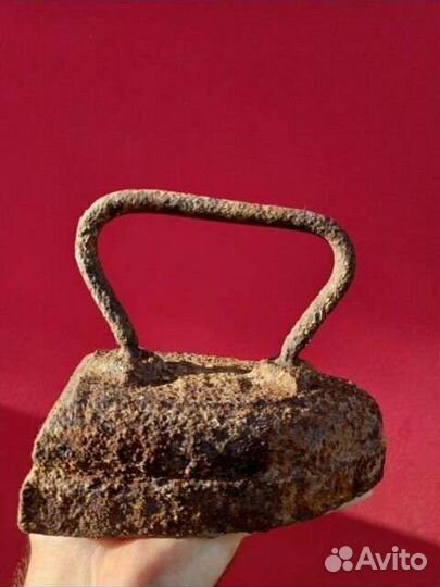 Старинный утюг