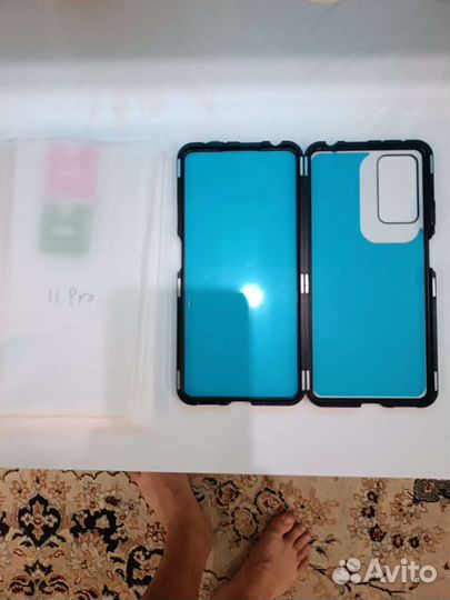 Защитный магнитный Чехол