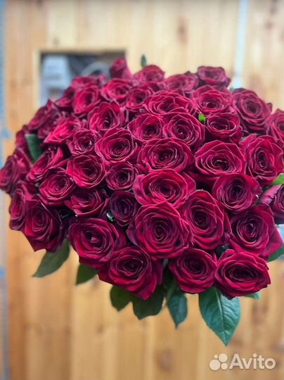 Цветы розы и букеты с доставкой алые розы