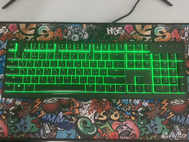 Razer Ornata v3 x