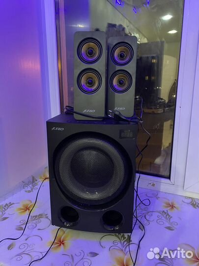 Колонка сабвуфер