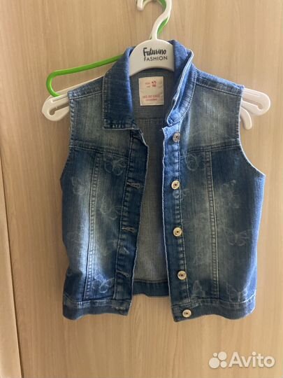 Джинсовая жилетка для девочки