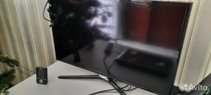 Телевизор samsung SMART tv