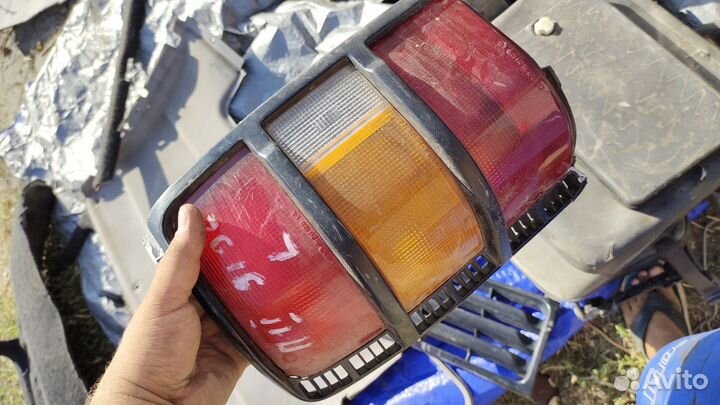 Фонарь задний pajero 2