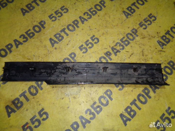 Накладка порога внутр. правая перед Kia Sorento