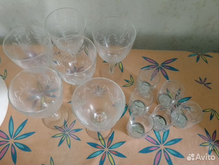 Рюмки и бокалы