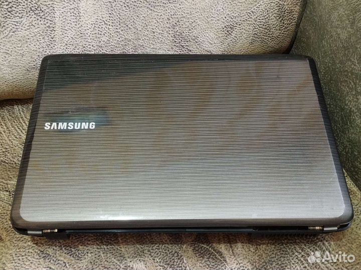Корпус наутбука Samsung