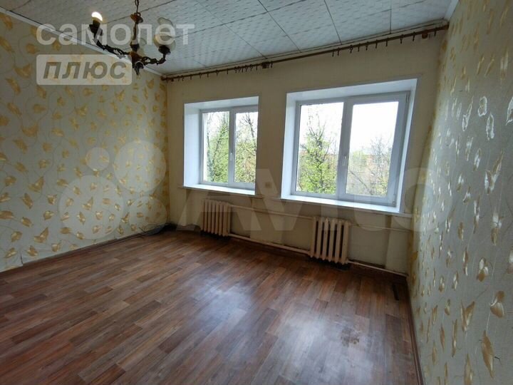 4-к. квартира, 87 м², 4/4 эт.