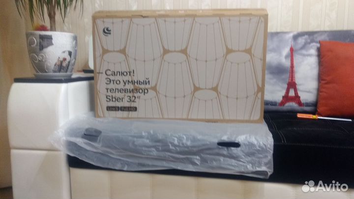Телевизор Sber 32, модель 2024, разрешение Full HD