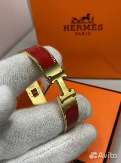 Красный браслет hermes