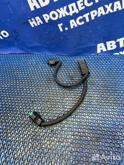 Разъёмы Mercedes-Benz W211 седан M272DE35 2006