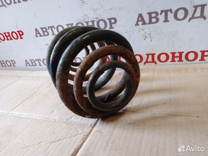 Пружина подвески задняя Volkswagen Transporter T4