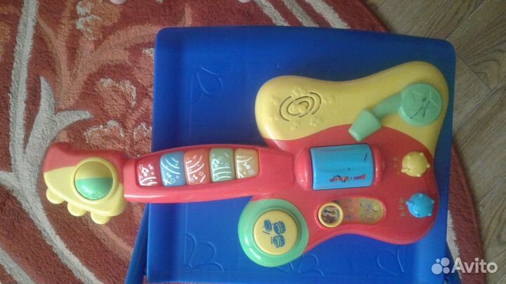 Гитара музыкальная 