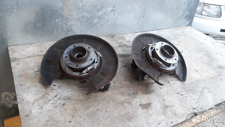 Кулак задний BMW E81 E87 E90 E91 E92 E93