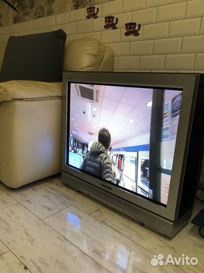 Телевизор panasonic