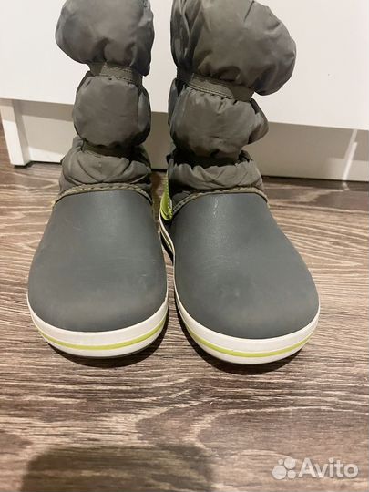 Дутики crocs c12 29р